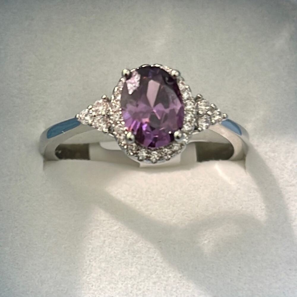Women's Elegant Oval Purple Zircon Silver Tone Fashion Ring Size 7 Glam NEW